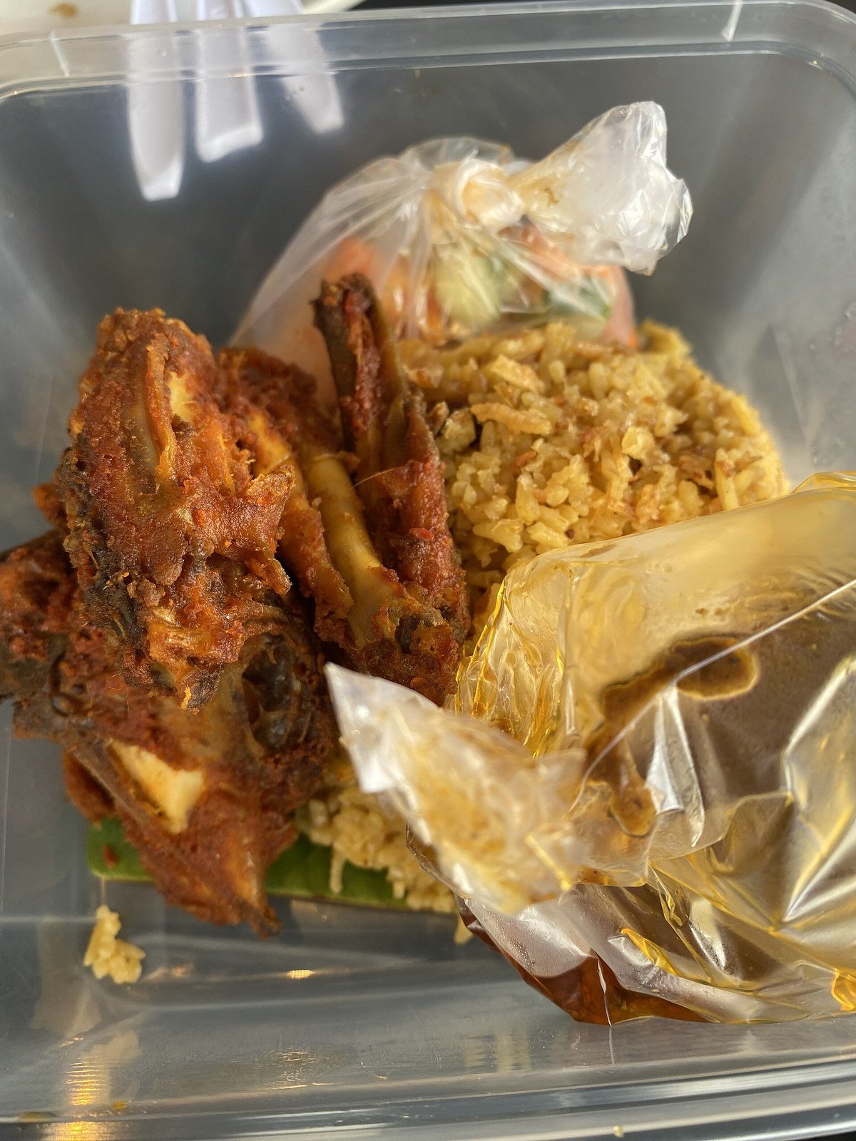 Nasi Minyak Ayam Kampung ( Khas Palembang)