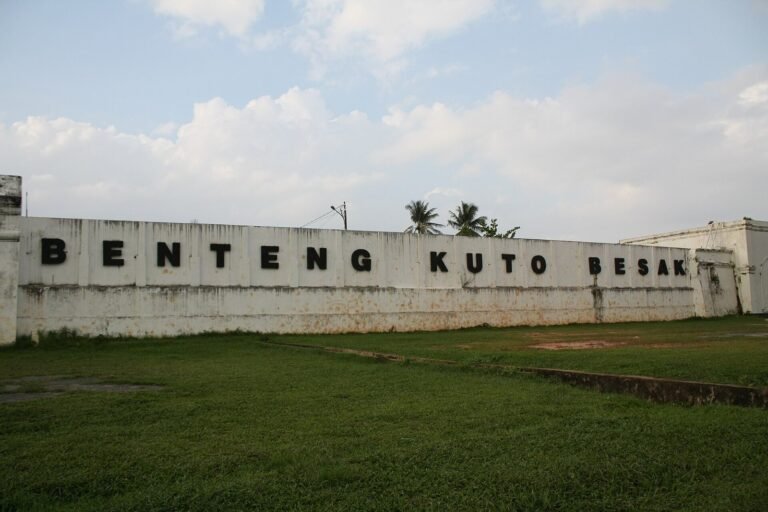 Dinding Benteng Kuto Besak Palembang